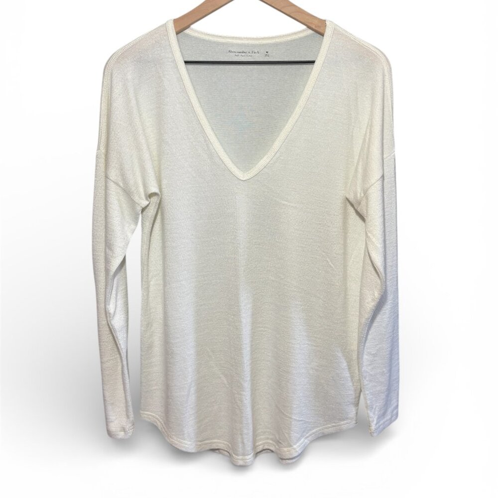 Abercrombie & Fitch Cream V-Neck Long Sleeve Legging Tee, Women’s Medium